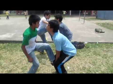 Freerunning en el colegio (Chiveando)