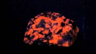 Flourescent rocks under Visible and UV light Profile