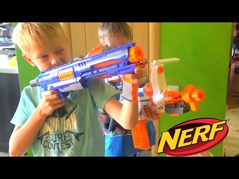НЕРФ БИТВА. Не хотим ДОМОЙ. БРОС ШОУ. NERF AND GRANNY BROS SHOW 8+