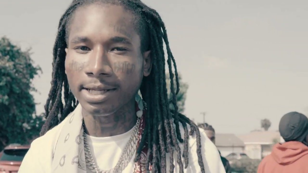 Outside w/ The Eastside Mob Piru Bloods 🅱️🔴 on HoodDay + Music Vid/BTS Vlog 