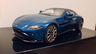 AUTOart Aston Martin Vantage 1:18 Scale (Unboxing and Reviewing)