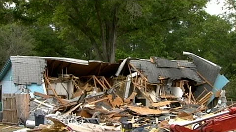 Florida Sinkhole House Demolished, Man Trapped Ins...
