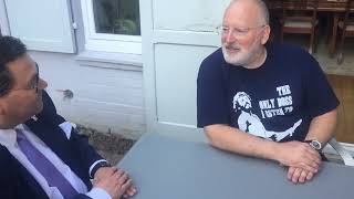 Download Lagu Frans Timmermans spreekt Limburgs dialect [Nederlandse ondertitels] MP3