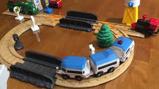 Fisher-Price Geotrax G8838 Crosstown Express Line Pack.