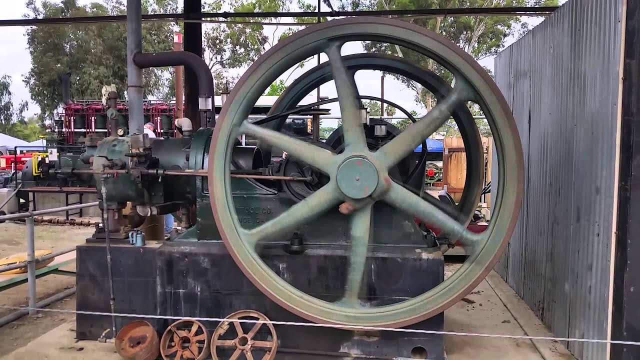Antique Steam and Gas Engine Museum Vista 22 - YouTube