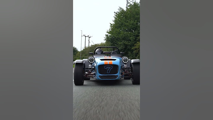 What’s to love about this Caterham 620R?...♥️ #automotive #caterham #caterham620 #caterham620r #620r