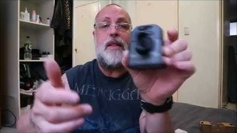 Unboxing the Zoom Q2n-4K