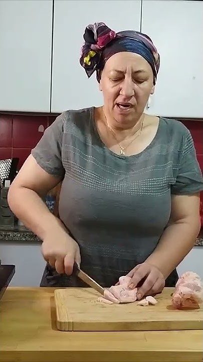 Еврейские конфетки (куриные шкварки) - YouTube