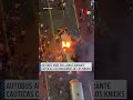 Autobús del Mundial arde en llamas durante caóticas celebraciones de los Knicks