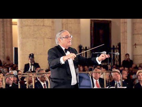 Héctor Martínez Cabruja narra lo que siente al dirigir una orquesta sinfónica