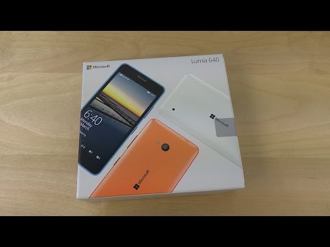 Microsoft Lumia 640 - Unboxing (4K)