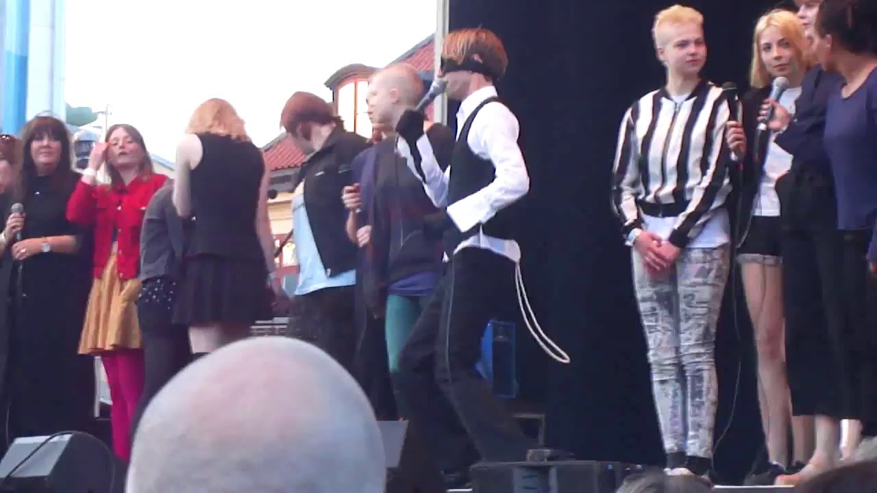 bob hund & Popkollo - Brooklyn salsa [#1/2] (live @ Gröna Lund, Stockholm 13.05.2016)