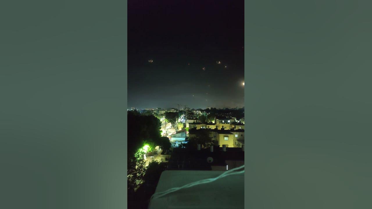 Israel Iron Dome in action *Recorded Alarm* Israel Iron Dome in action *Recorded Alarm*