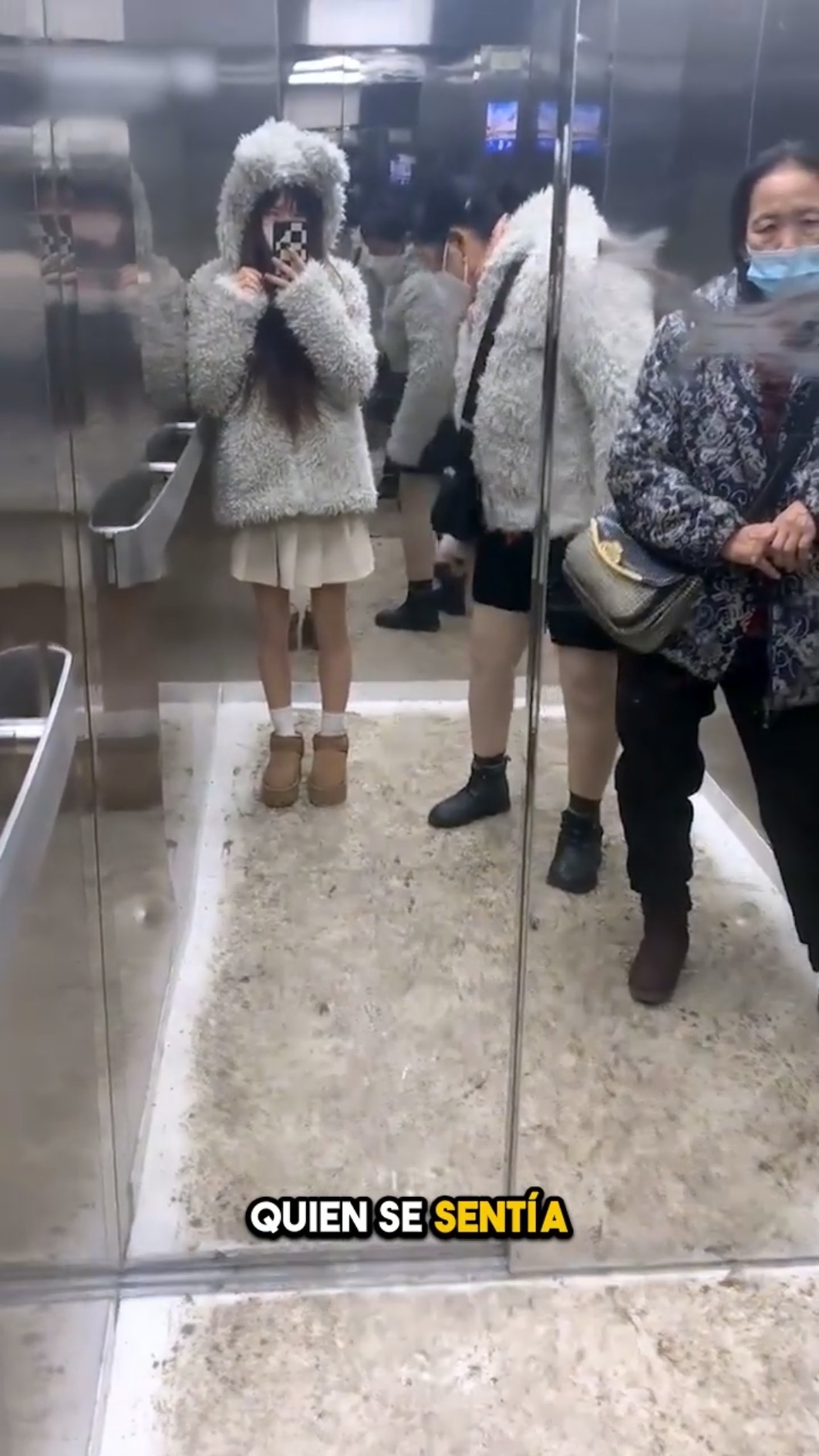 ¡Lo que pasó cuando entró esa mujer en el ascensor! ??