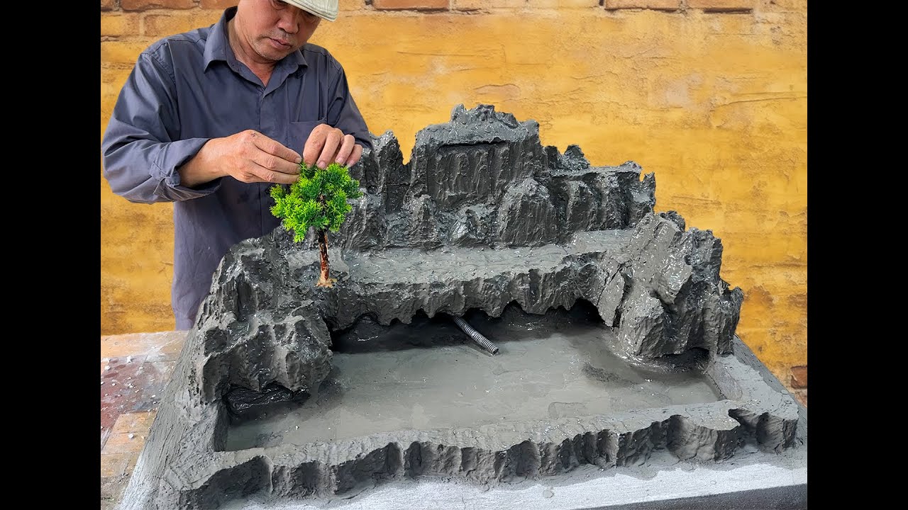 The Man Spent His Entire Youth Pursuing His Passion For Building An Extremely Unique Aquarium