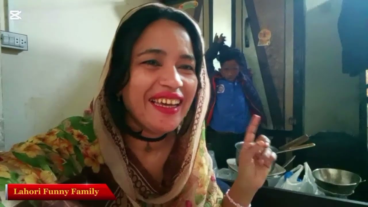 Lahoriya ki subah se Hoti hai||