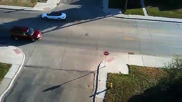 SkyViper v950HD Drone Quadcopter First Onboard Video