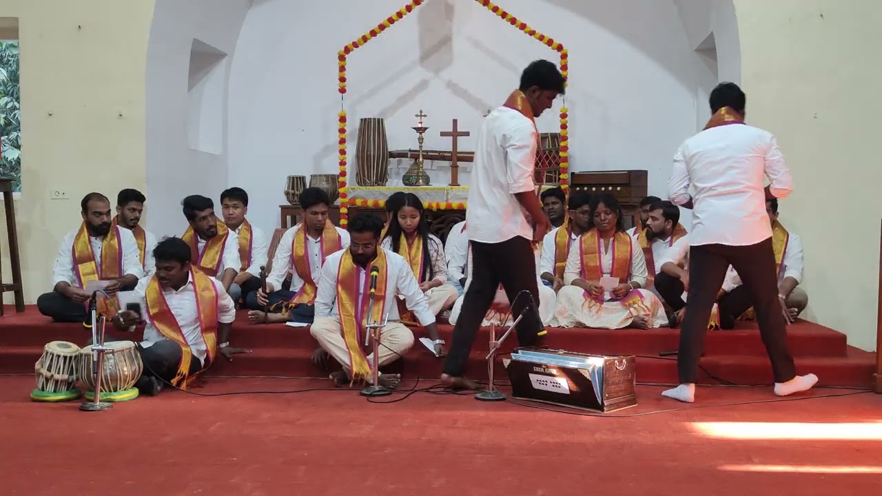 “BD II Lifts Hearts in Praise 🙌 | Powerful Bhajan Performance | Shot in 4K”