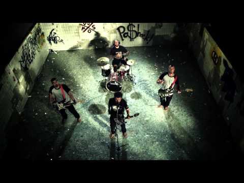 видео: Noize MC — Бассейн (Official Music Video)