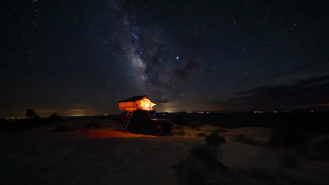 Nighttime Milkyway / Star Jeep Rooftop tent Timelapse - Moki Dugway, UT