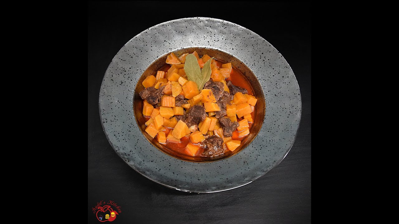 Pumpkin meat Stew (madfunia)/مدفونية القرع -أبوبسطي/يخنة قرع(اليقطين)باللحمة
