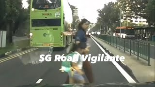 17may2024 taman jurong pedestrian & child crossing the road without checking lucky camcar was alert