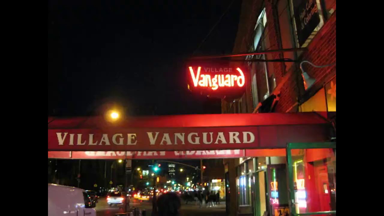 Paul Motian Trio - Village Vanguard, NYC - 3 Sep 2008 - YouTube