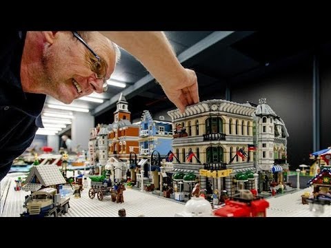 klodset kaustisk træk uld over øjnene Have You Got What it Takes to Be a Lego Designer? - YouTube