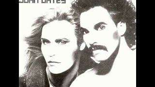 Daryl Hall & John Oates - Sara Smile chords