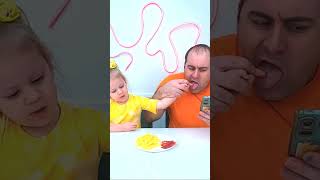 Dad bites baby’s gumball finger 🤣👧🏻❤️🙏✅🌈 Dad bites baby’s gumball finger 🤣👧🏻❤️🙏✅🌈