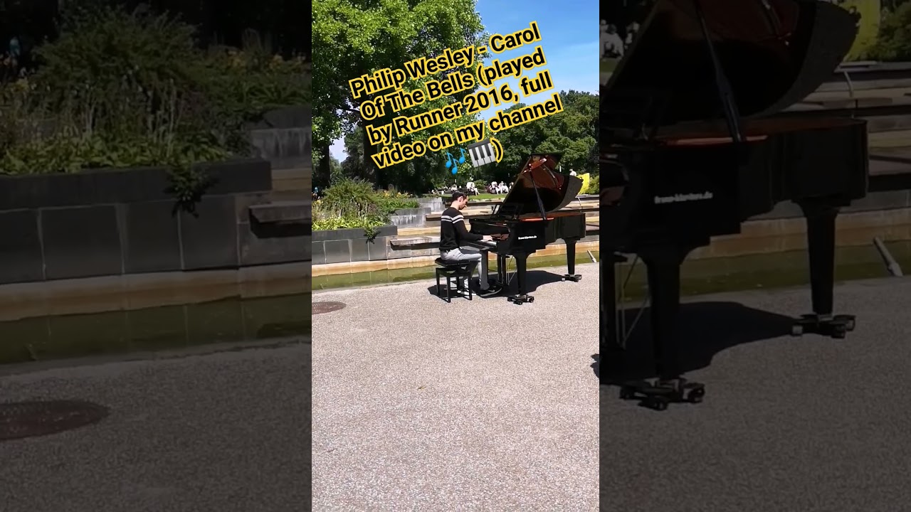Philip Wesley - Carol Of The Bells (Livecover during an open piano event in Hamburg, Germany 2022)