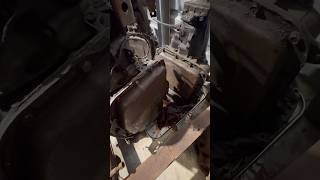 Torqueflite transmission - How to easily identify a 727 vs. 904 from the top, without seeing the pan Torqueflite transmission - How to easily identify a 727 vs. 904 from the top, without seeing the pan