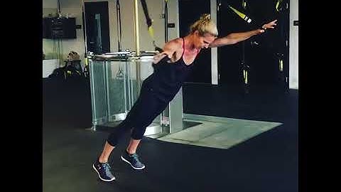 TRX Monday Move - TRX Roll-Out to Half Moon