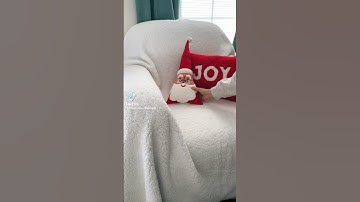 This aesthetic is GOLD (like tinsel)🎄☃️ | WEEKLY SHORT #58 {#shorts #christmas #xmas}