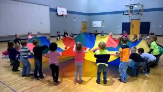 2014 Kindergarten Parachute Fun! screenshot 3