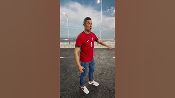 Thumbnail of Ronaldo Jumps Over His iShowSpeed Lamborghini
