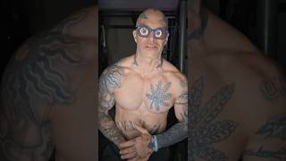 How Inmates get so freaking jacked with bodyweight workouts #shorts 👉 Suckafreestore.com #suckafree