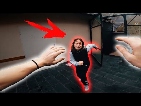 Видео: ESCAPING CRAZY GIRLFRIEND (Epic Parkour Chase in Germany) POV