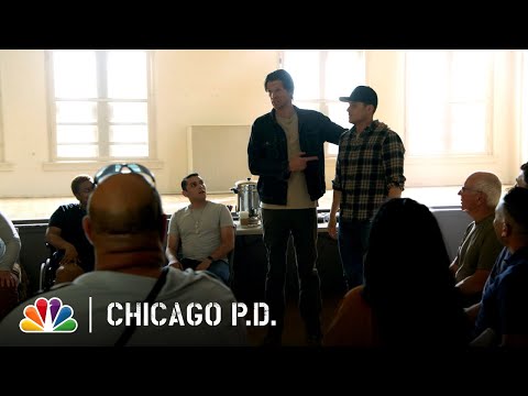 Halstead Attends a Veterans' Support Meeting to Get Intel | Chicago PD