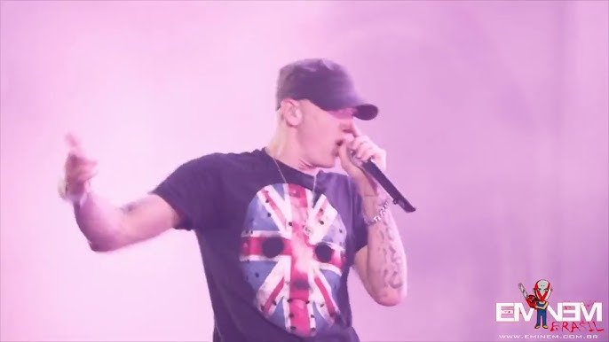 Eminem: 'Rap God' & 'Berzerk' at MTV EMA 2013 (Video): Photo