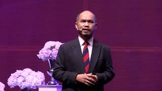 Prof Dr Zainur Rashid Zainuddin - Misi Kemiaan, Melihat Wanita Merentas Sempadan