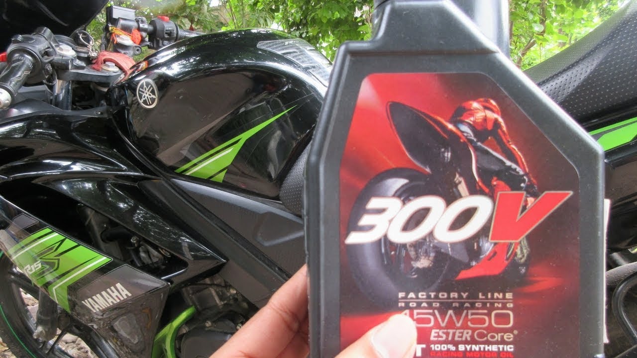Yamaha R15 Oil Change Motul 300v YouTube