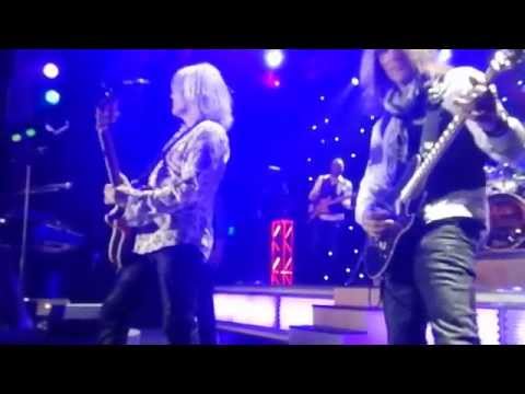 DESERT MOON - DENNIS DEYOUNG LIVE 2014