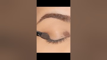 Who Knew THIS Is The Best Beginner Eyeshadow Technique?