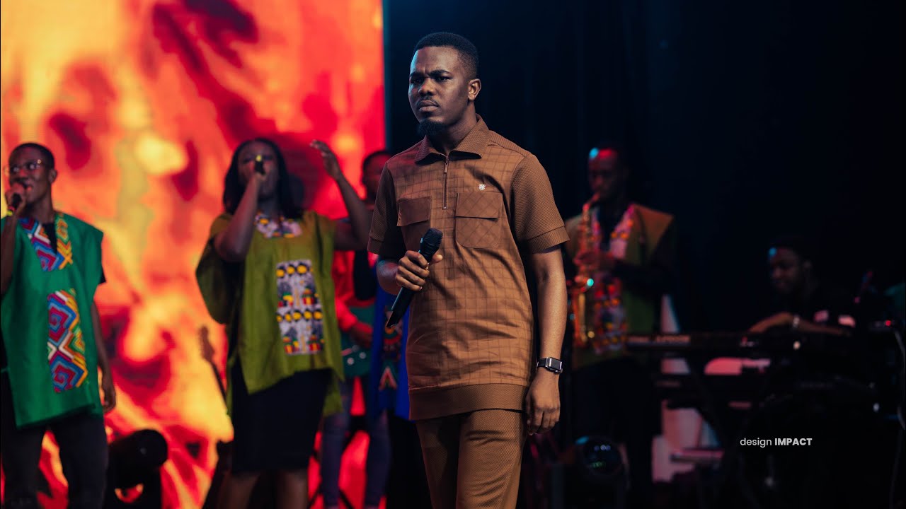 PHILIP ADZALE || INTENSE SPONTANEOUS WORSHIP || WHEN YOUNG PEOPLE PRAY, KUMASI