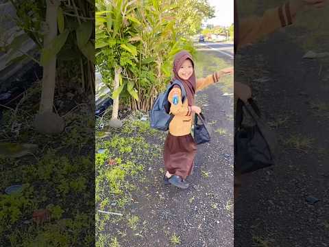Berangkat sekolah sendiri #short #shorts