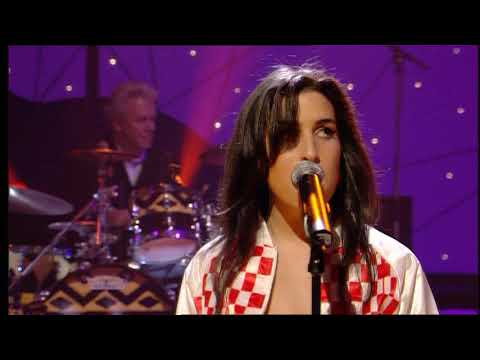 Amy Winehouse - Teach Me Tonight (Live At Jools Holland '04)