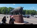 Памятник свинье в Тарту.