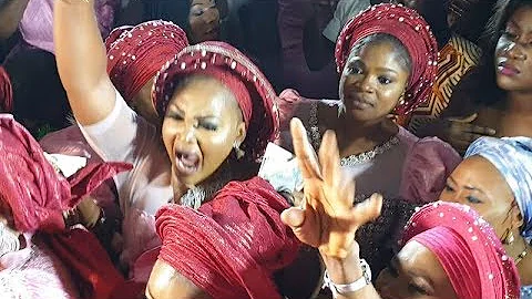 See Iyabo Ojo,Kemi Afolabi,Mercy Aigbe,Eniola Ajao,Mide Martins outfit as they spray The couple