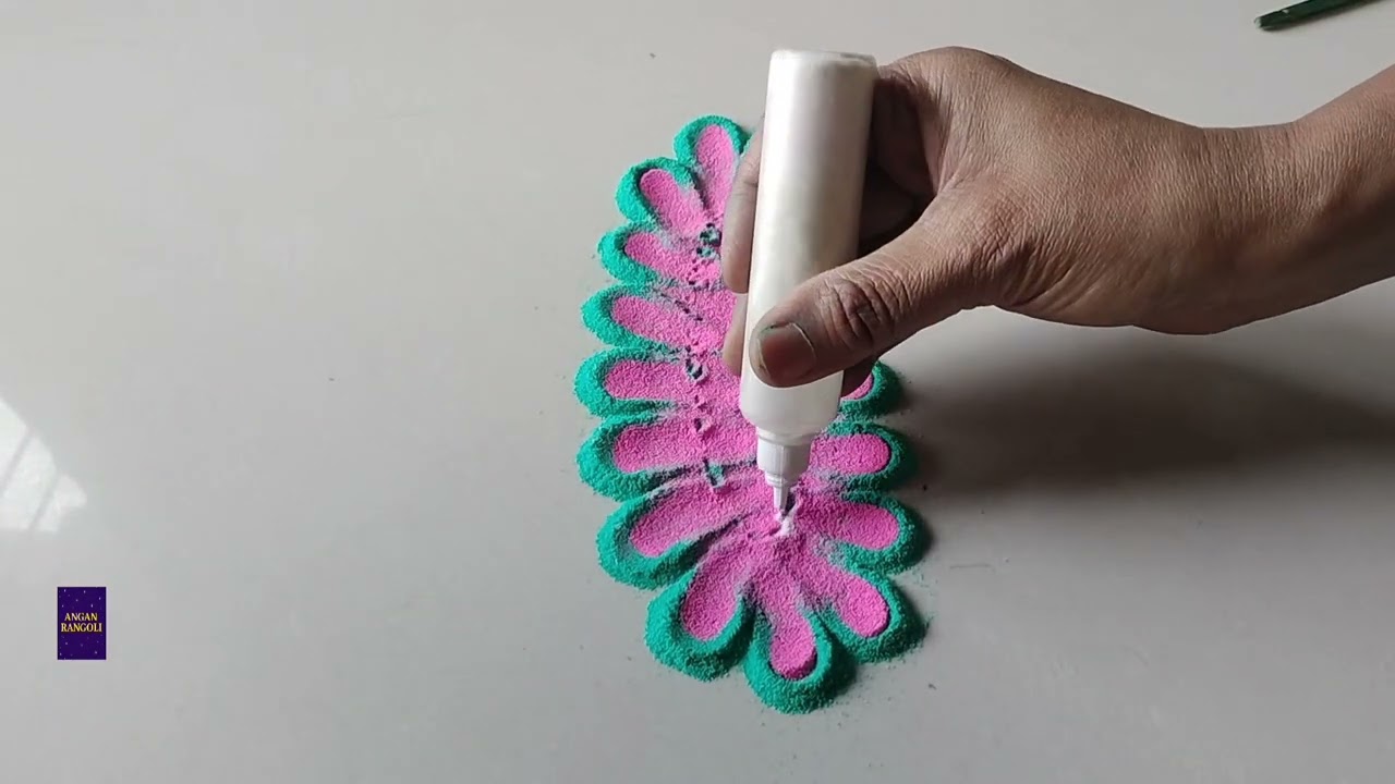 Easy Rangoli Design's ✨#rekharangoli#rangoli #art #rangolidesigns #viral #viralvideo 